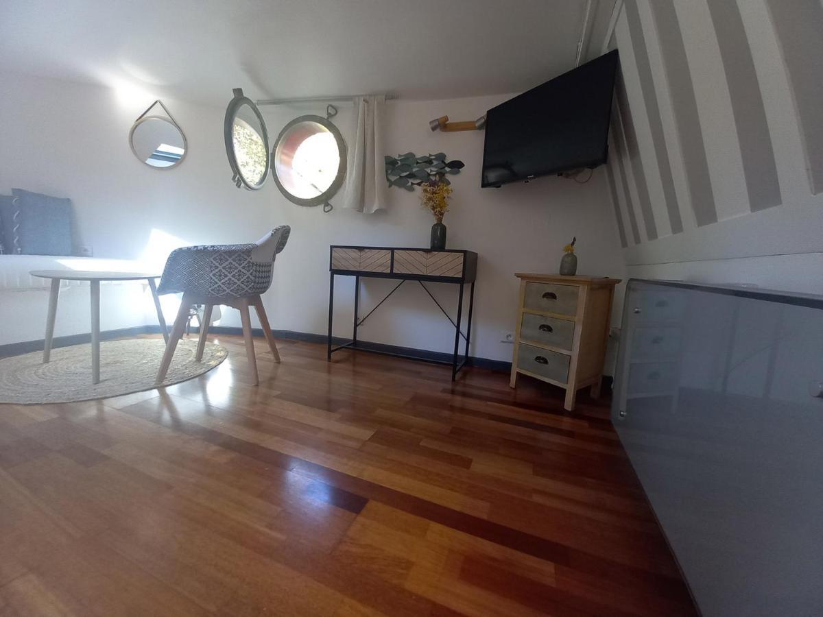 Appartement Atypique Independant Sur Peniche เมซ์ ภายนอก รูปภาพ