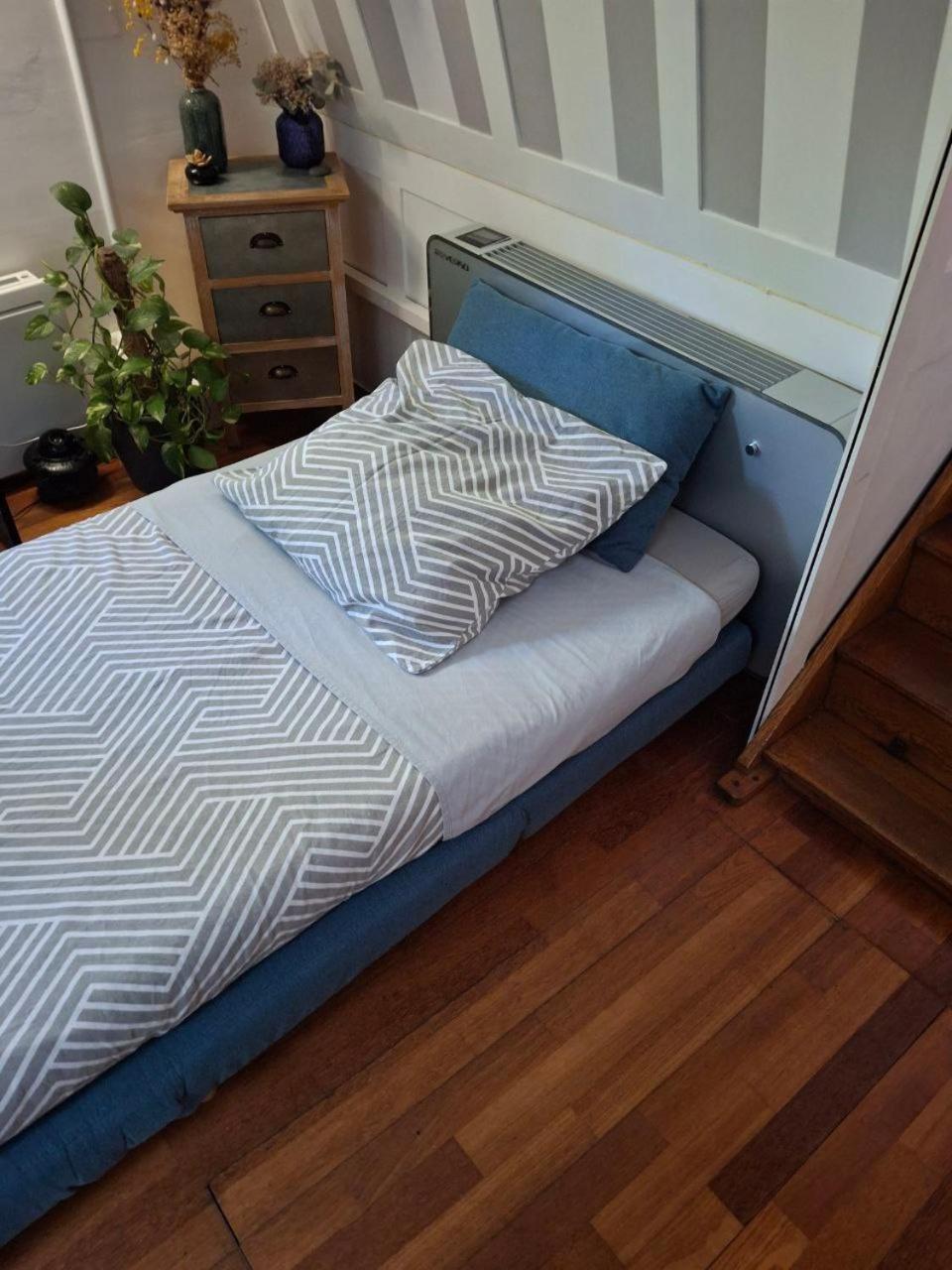Appartement Atypique Independant Sur Peniche เมซ์ ภายนอก รูปภาพ